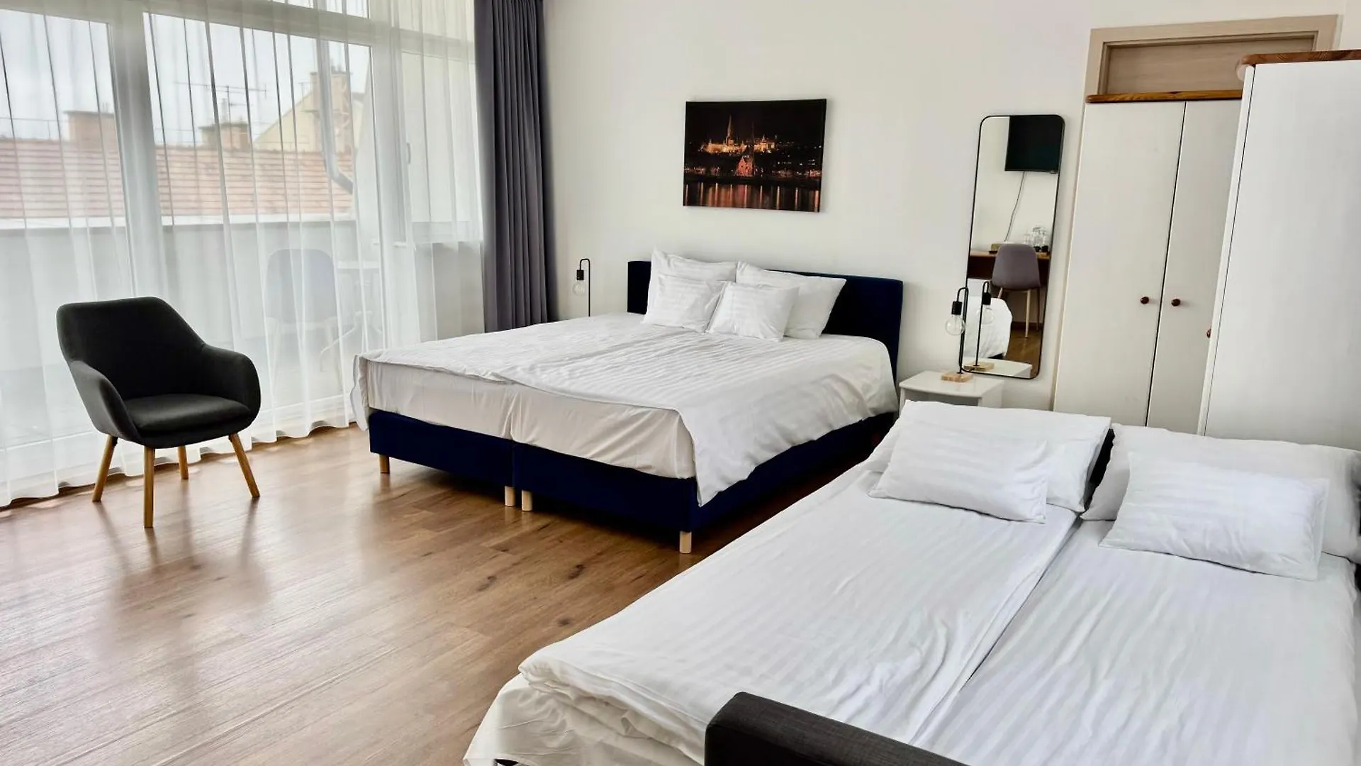Rooftop City Residence With Deep Garage Budapest 3*,  Hungary