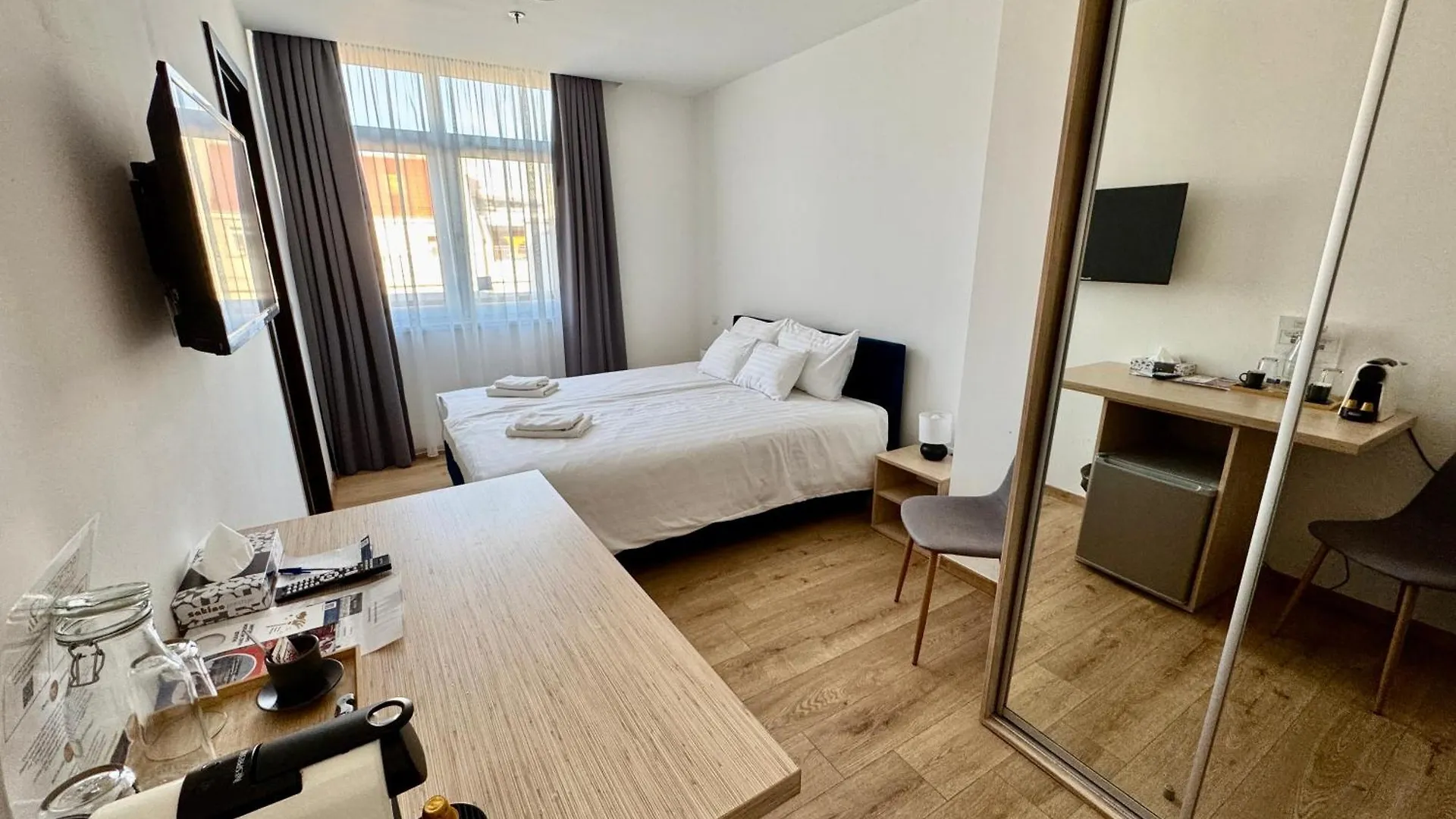 Rooftop City Residence With Deep Garage Budapest 3*,