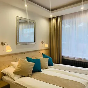 Egria Apartmanhotel