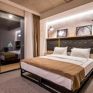 Hotel Story