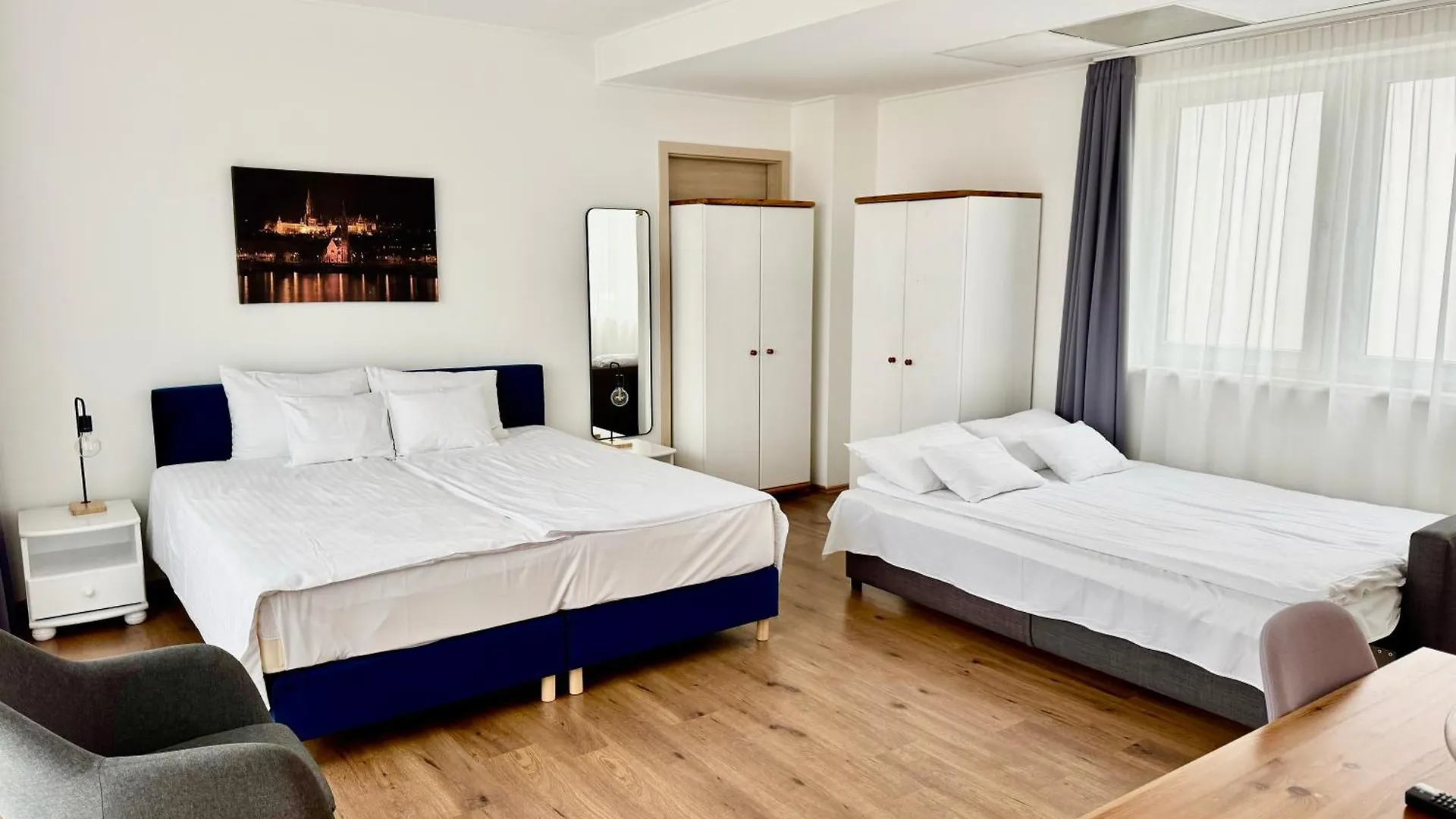 *** Hotel Rooftop City Residence With Underground Parking Budapesta Ungaria