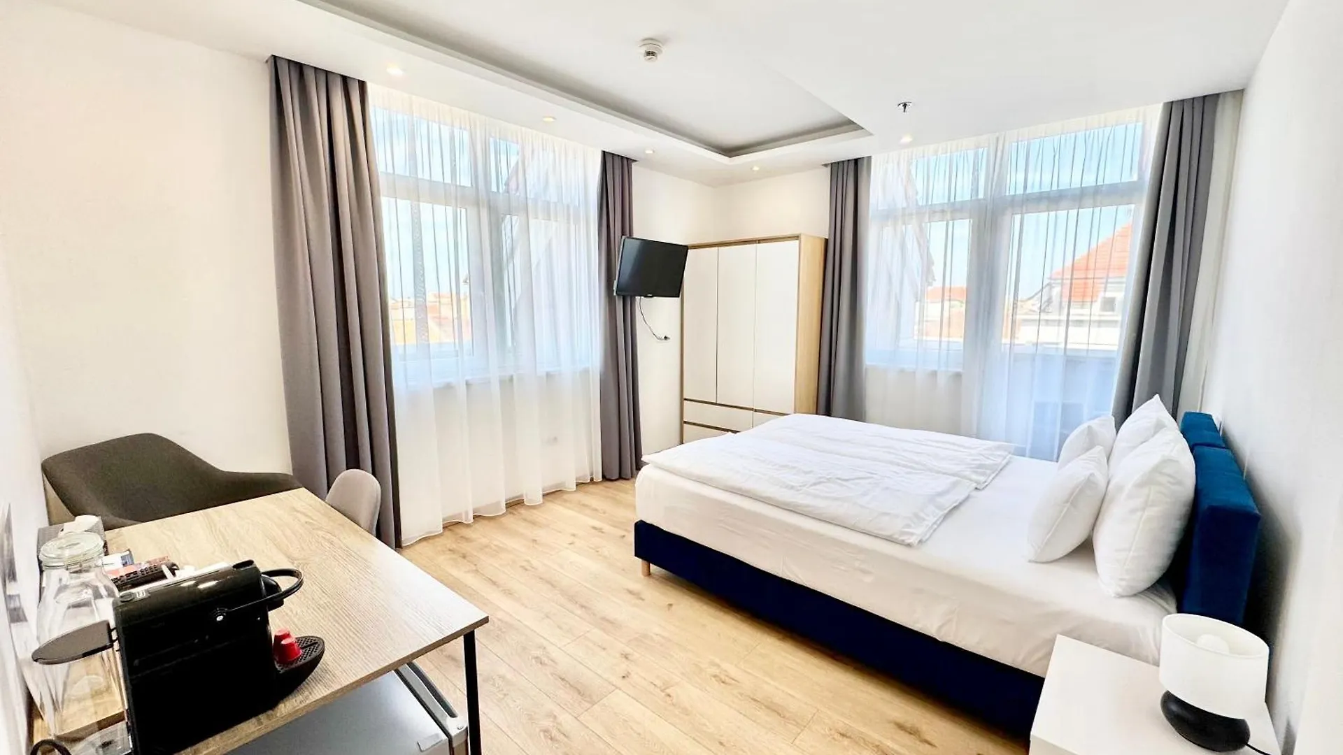 Rooftop City Residence With Deep Garage Budapešť