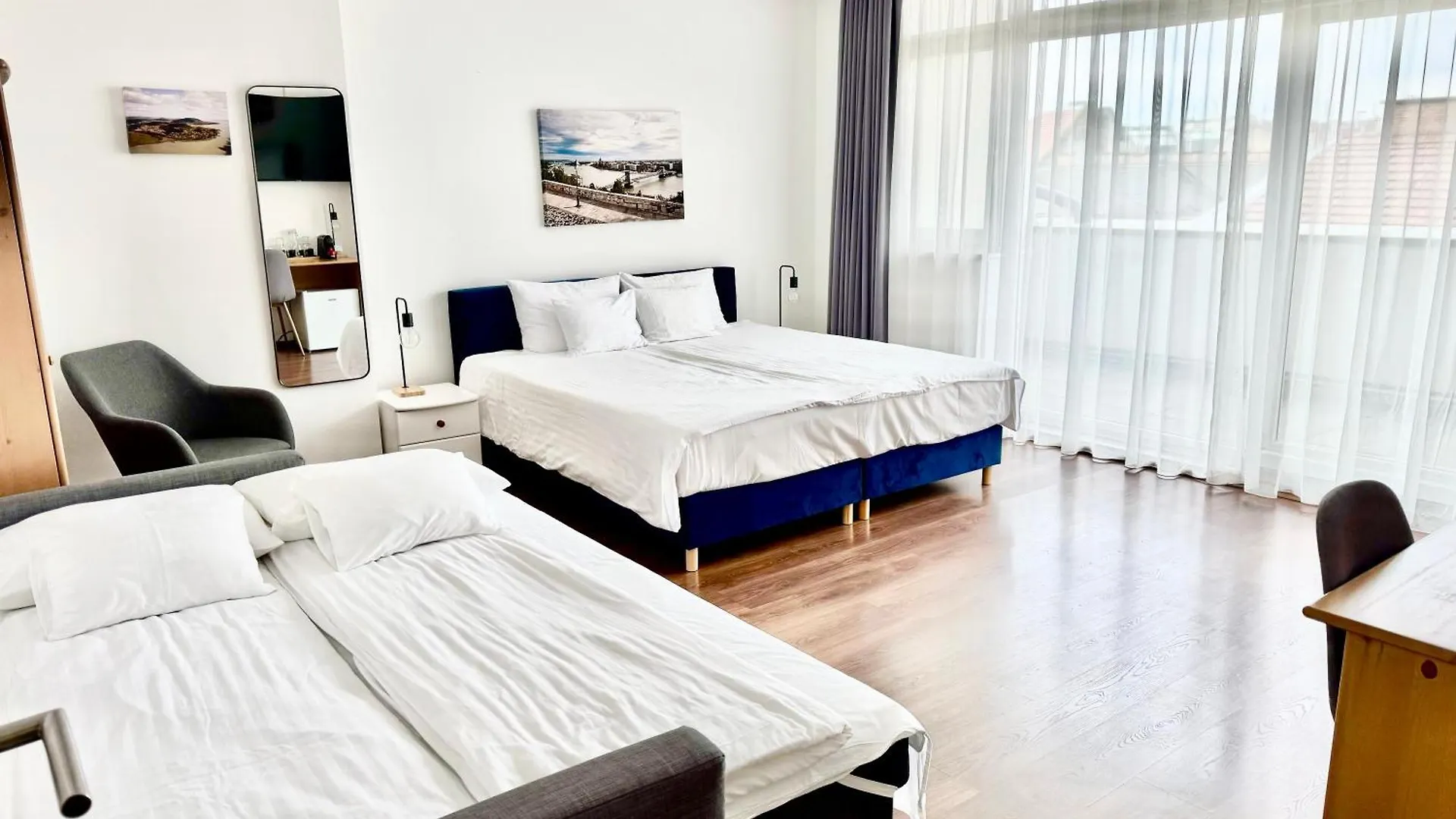 Hotel Rooftop City Residence With Underground Parking Budapest