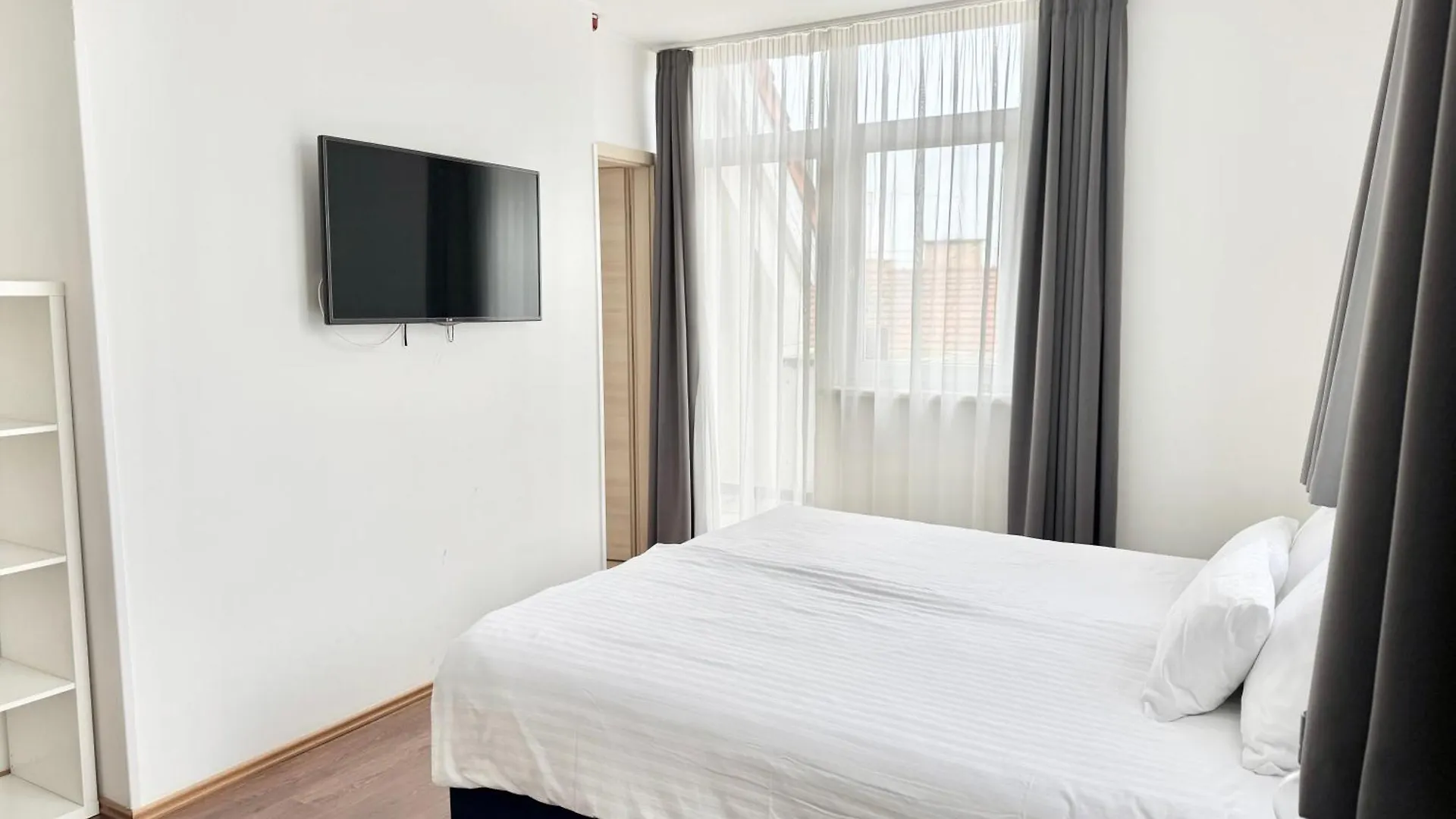 Szálloda Rooftop City Residence With Deep Garage Budapest
