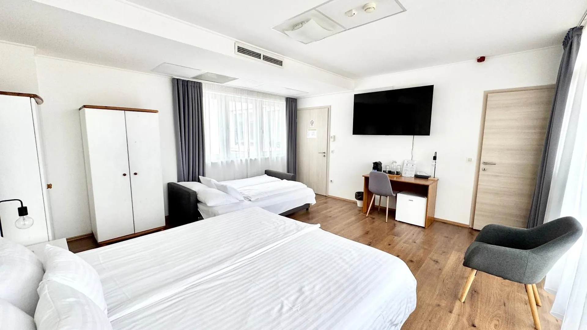 Rooftop City Residence With Underground Parking Budapesta Hotel